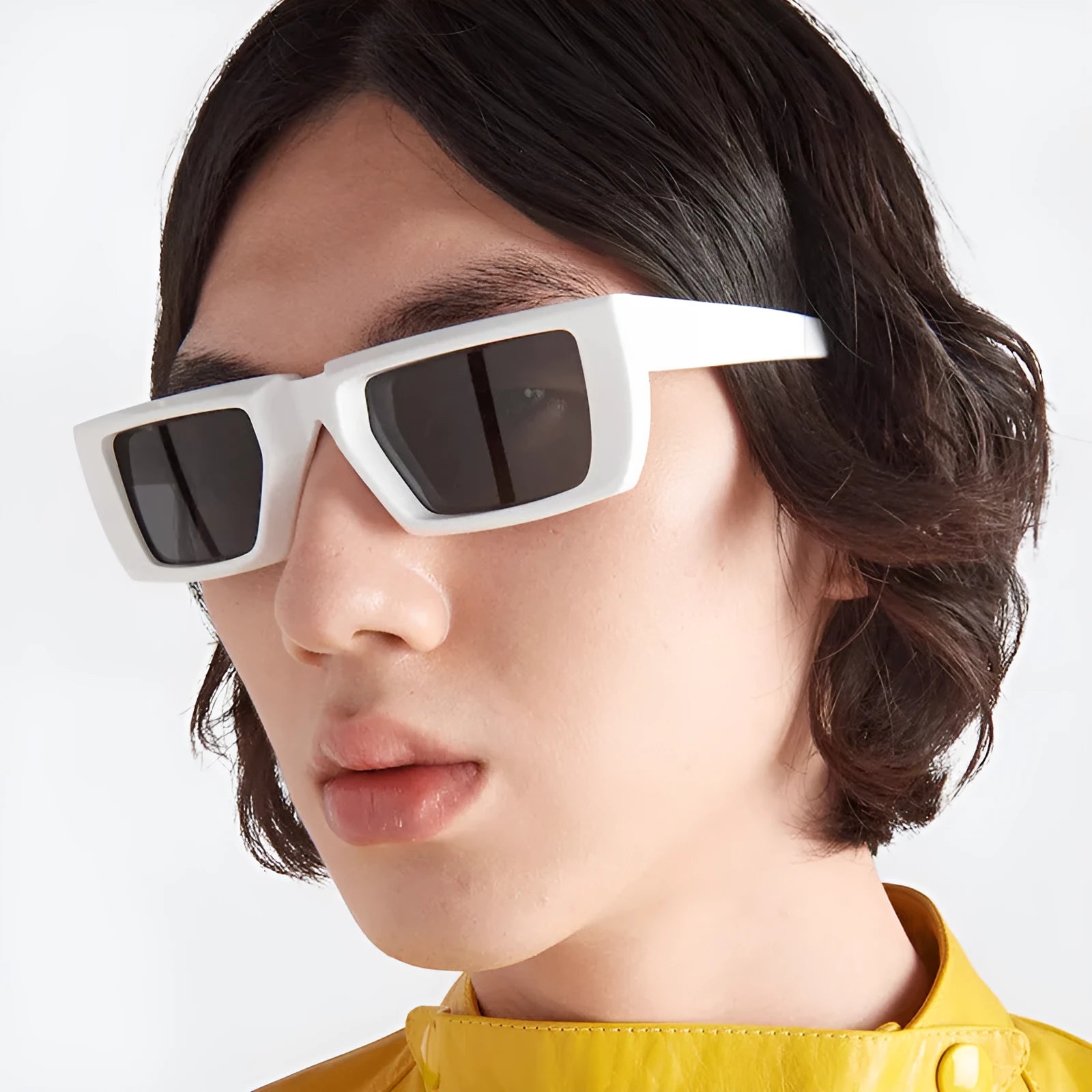 Special-shaped UV400 sunglasses with PC frames in multiple colour combinations including black/grey and transparent options