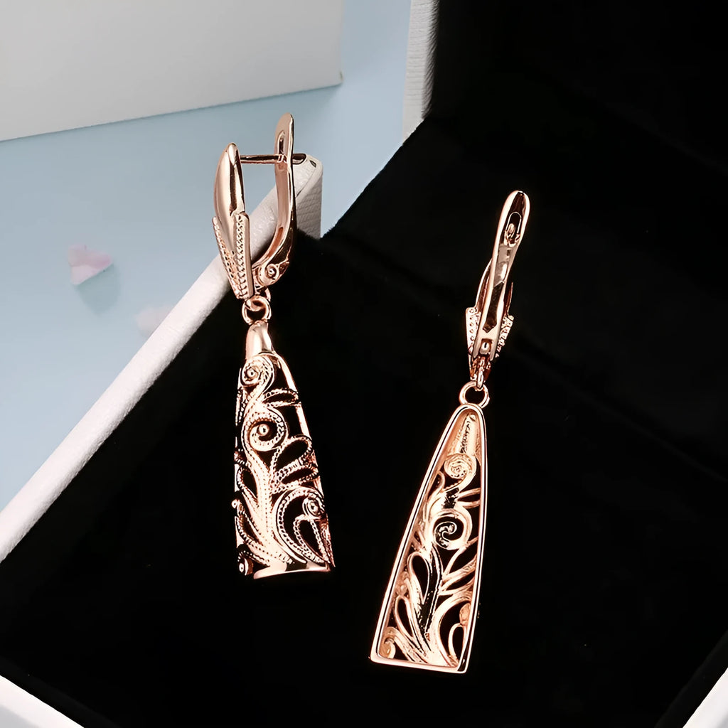 Retro hollow-carved rose gold copper earrings with leaf design for women
