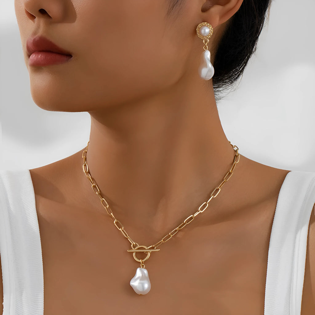 Gold baroque pearl pendant necklace and matching ear studs jewellery set for women