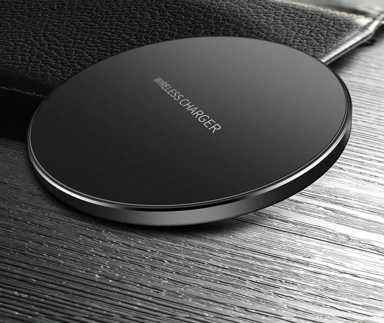 Black wireless charging pad for iPhone Samsung fast charging with copper coil 98mm