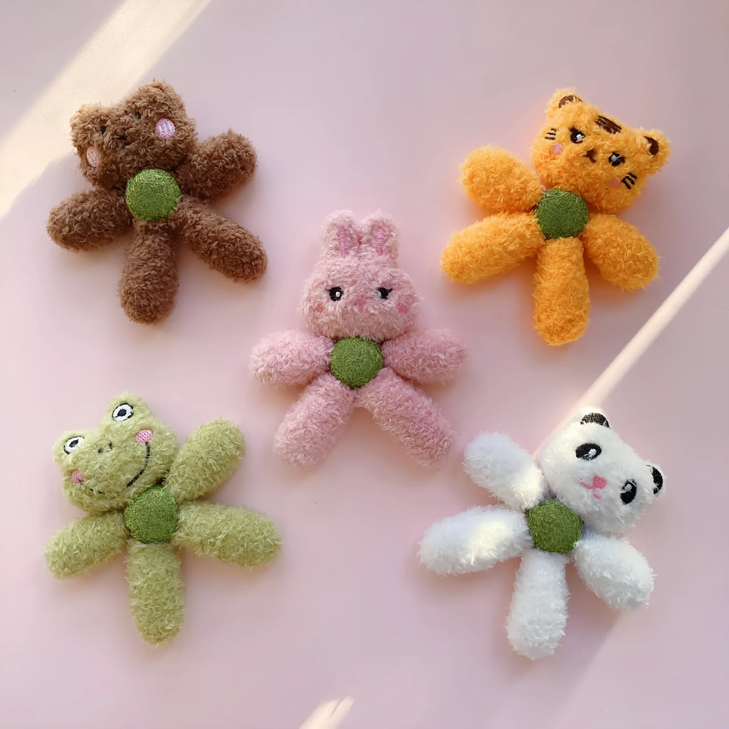 Edible catnip ball chewing toy for cats with five animal design options