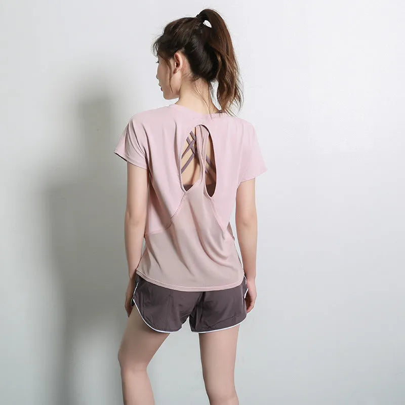 Women's short sleeve sports t-shirt in polyester available in four colours