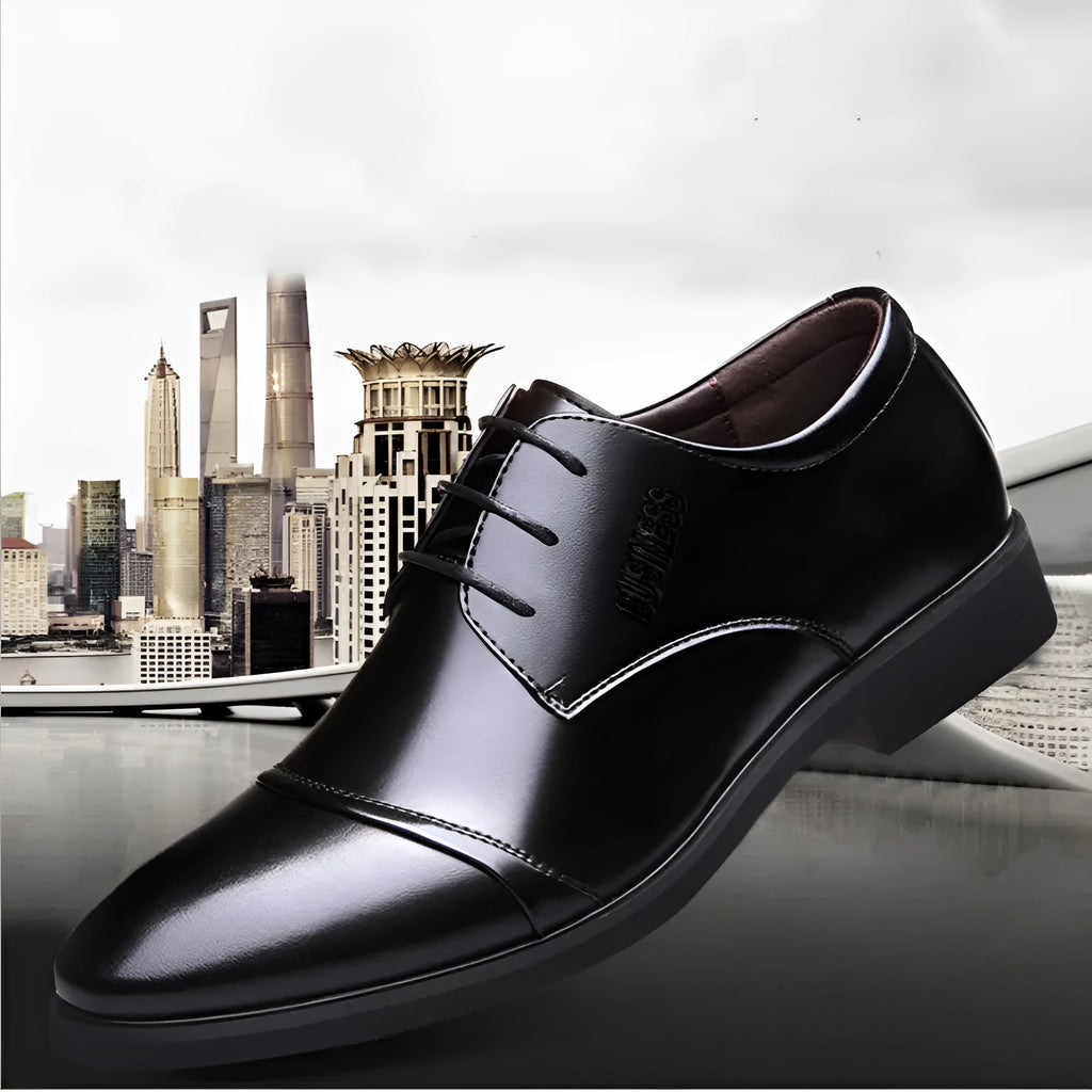 Men's black leather lace-up business shoes with rubber sole and stitching details