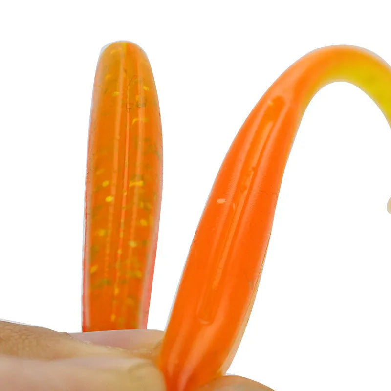 Simulation two-colour T tail jig hook crank hook suit in snake suit colour, size 13.3 cm