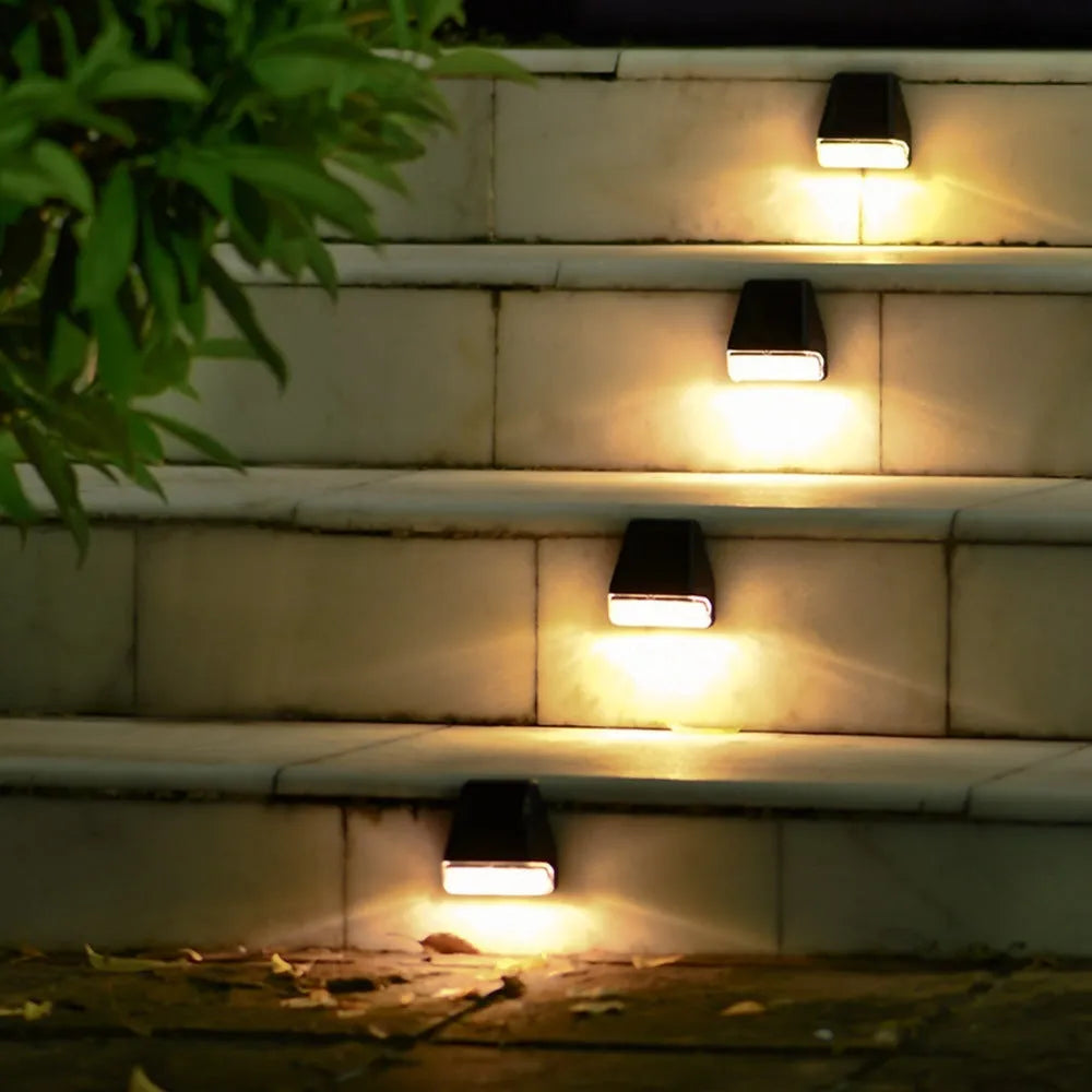 Solar outdoor rainproof IP65 LED wall lamp 75x70x50mm for courtyard garden steps and fence