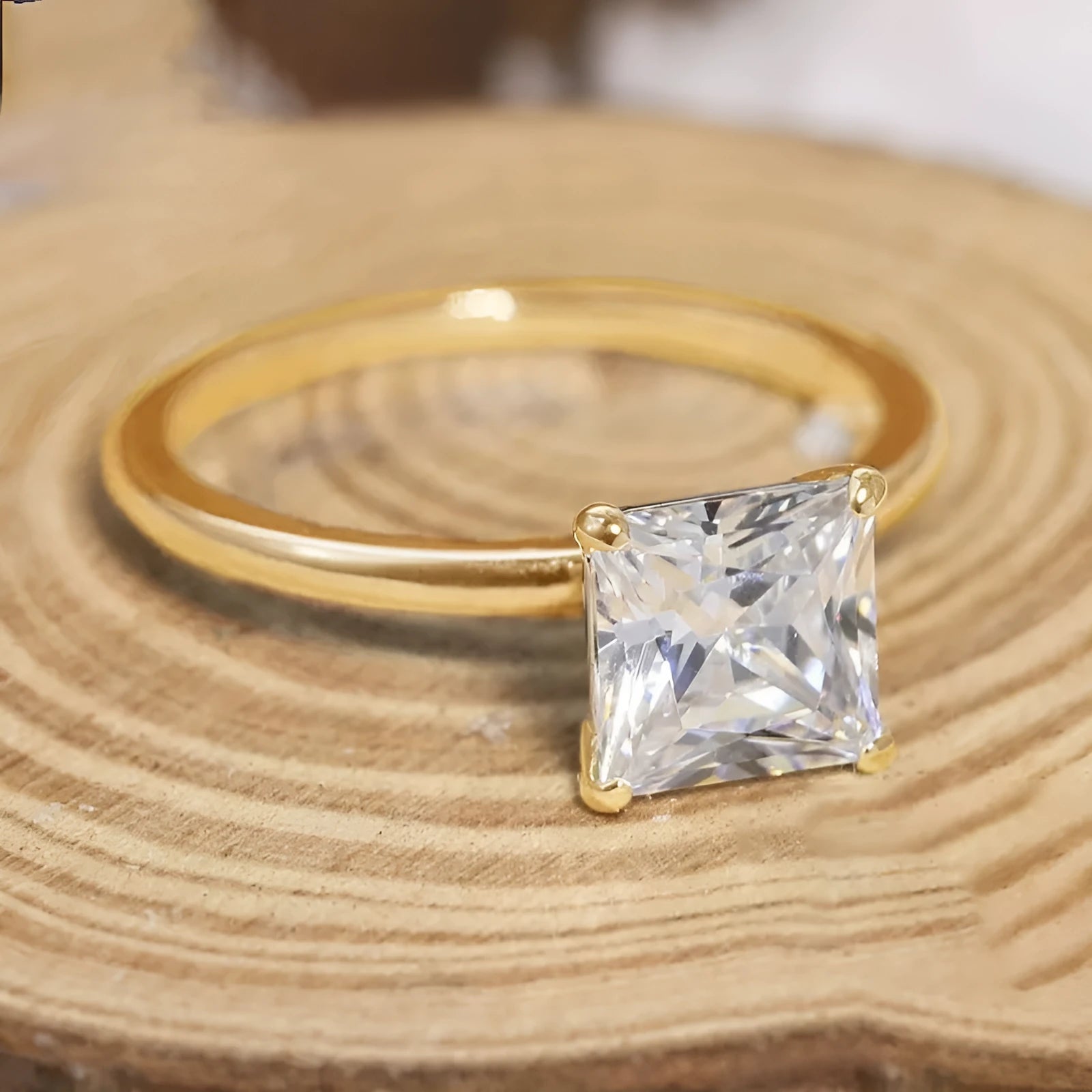 Simple geometric women's ring in 925 sterling silver, available in gold, rose gold, and silver tones.