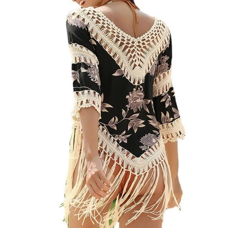 Women's white V-neck sun protection shirt with hollow-out sleeves for beachwear