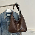 Women's retro tote bag large capacity bucket shape PU leather handbag with stitching detail black colour