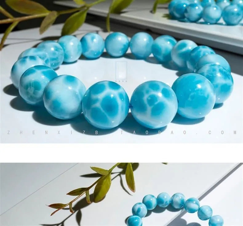 Blue bodhi bracelet with natural crystal sea-pattern stone centrepiece and pearl details in Maillard style