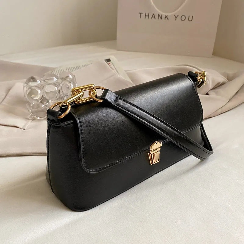 French casual shoulder bag in brown PU with chain strap and sandwich pocket design