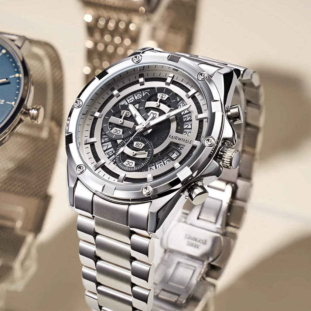 Men's waterproof quartz watch with luminous hands on stainless steel strap