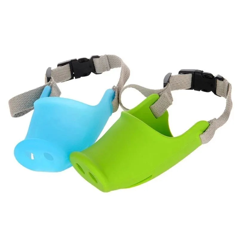 Blue and green silicone dog anti-bite mouth covers shown in large and small sizes.