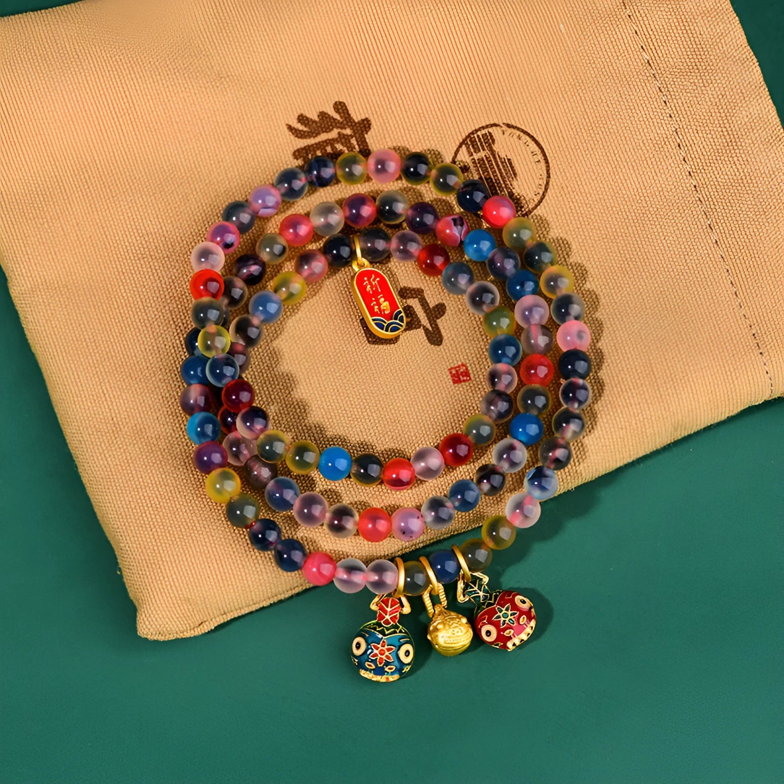 Dzogchen agate bracelet with sugar heart pattern, fragrant grey glaze and gold beast motif