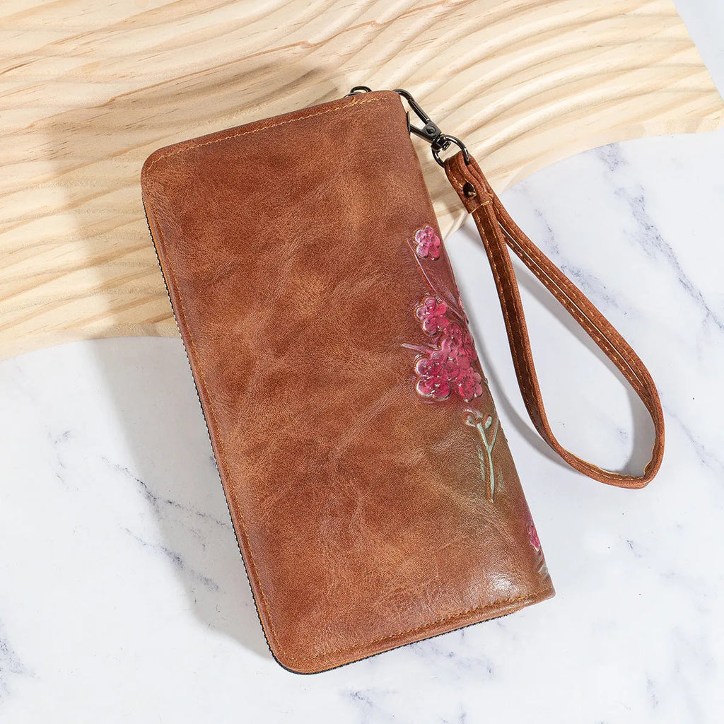 Embossed hand-painted Chinese style zipper handbag with floral pattern in retro style