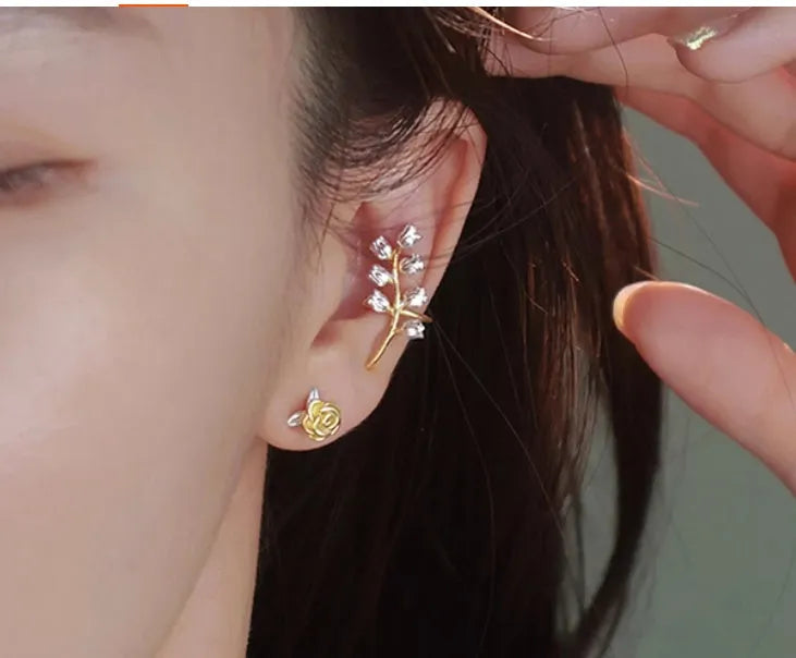 Sterling silver Linglan flower ear clip with plant and flower pattern and adjustable opening