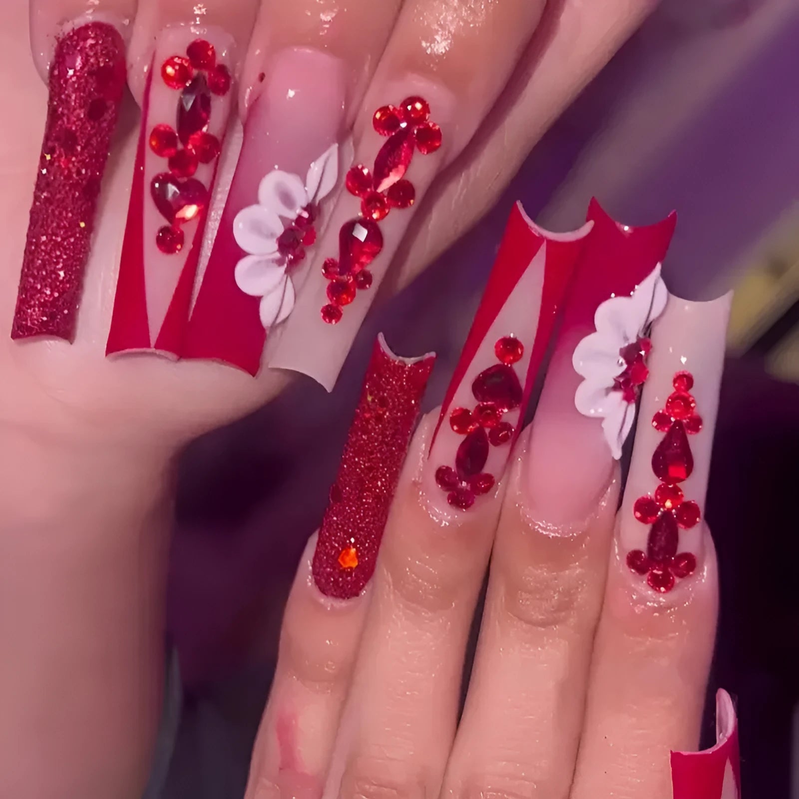 Sweet floral pattern removable fake nails with red diamond accents in European square shape