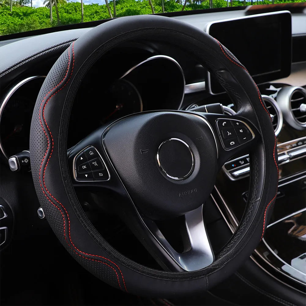 Elastic steering wheel cover with embossed corrugated texture for 37-38 cm diameter wheels.