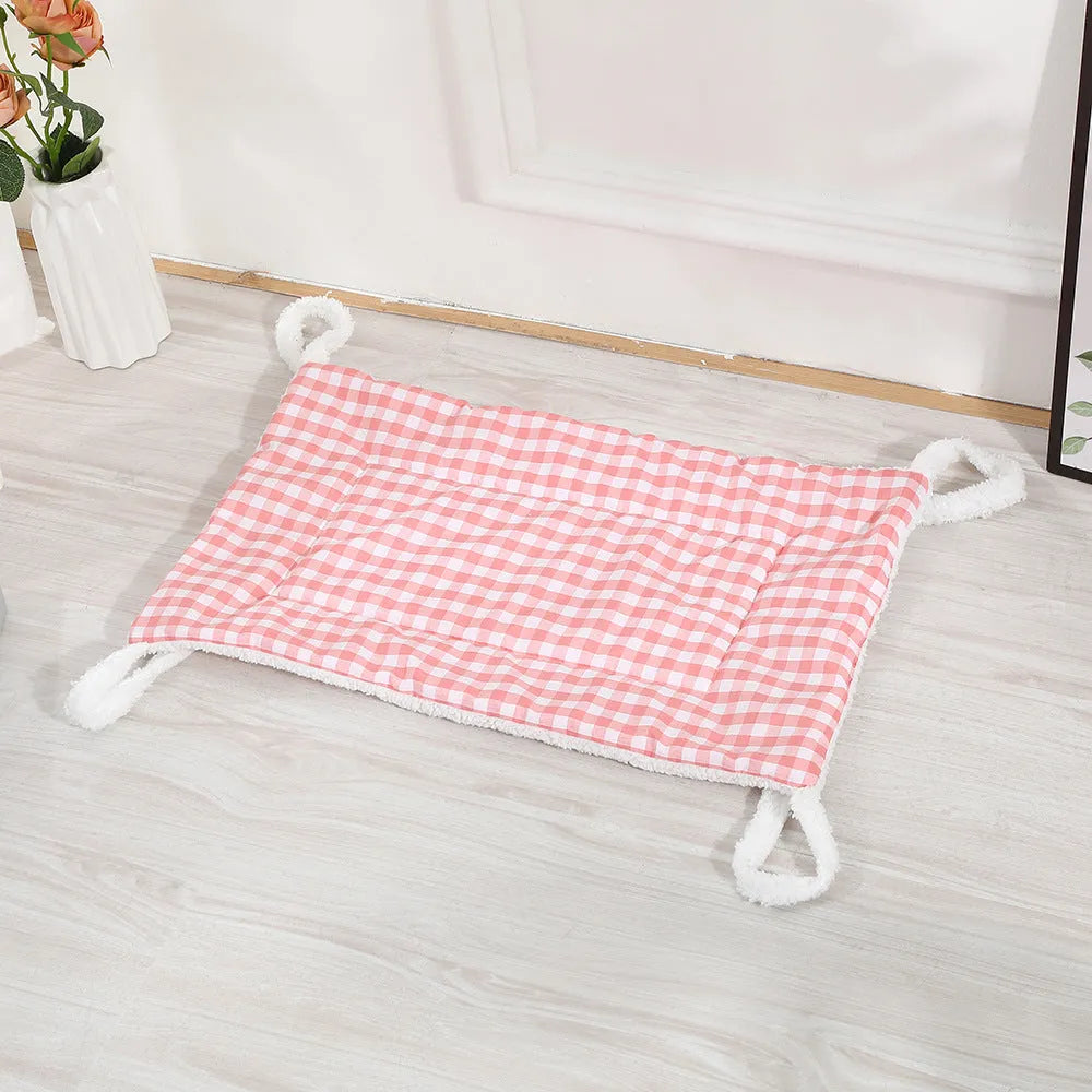 Fixed pet cage mat in rectangular shape, eight sizes from 40x25cm to 90x30cm, for dog and cat kennels.