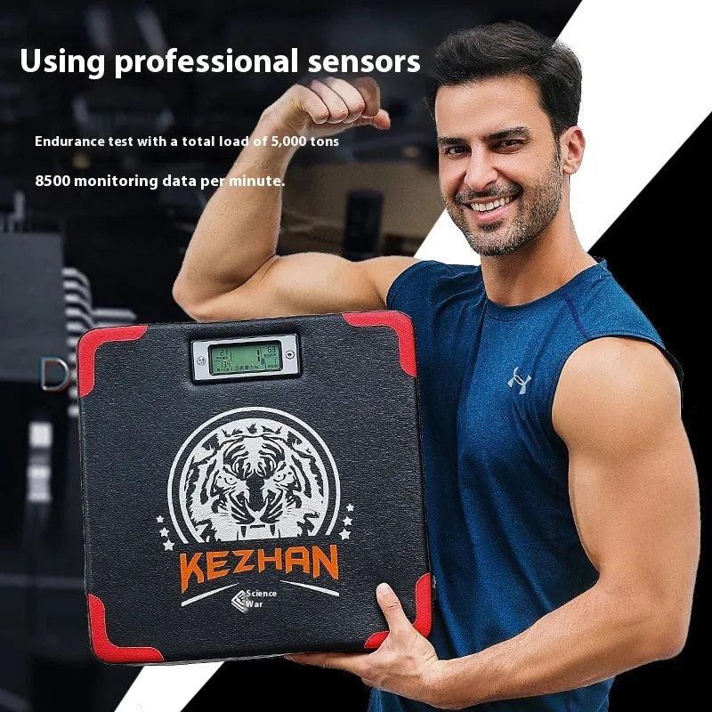 Smart hanging-type boxing training dynamometer focus mitts with PU construction and accessories