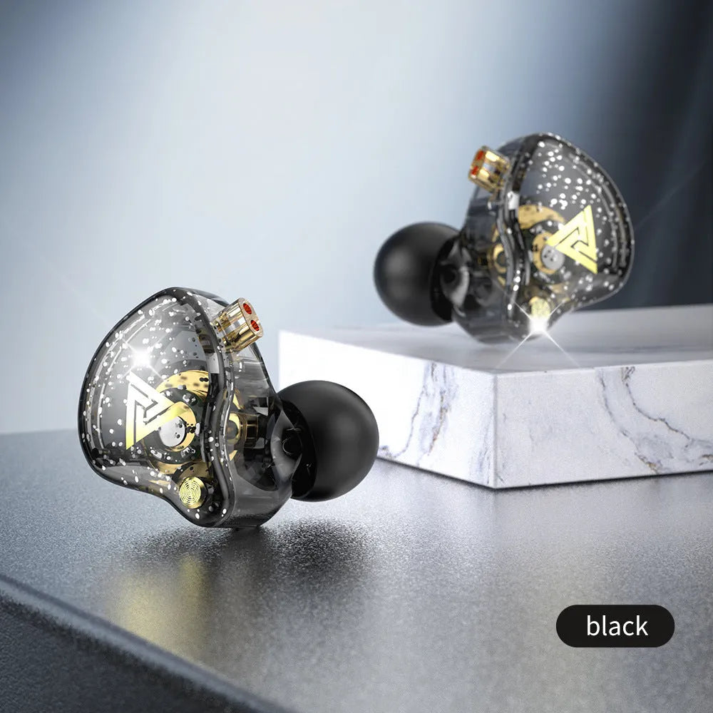 AK6 PRO wired in-ear headphones with 3.5mm L-bend plug, microphone, 12mm drivers and silicone ear tips