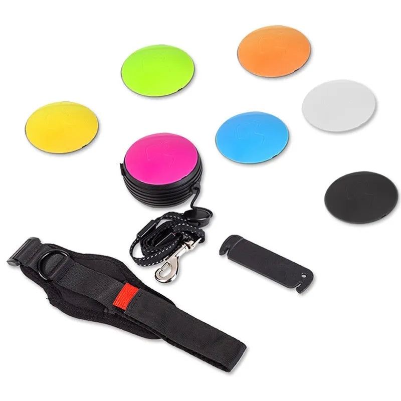 Vibrant orange automatic retractable pet leash extended to 3 metres.