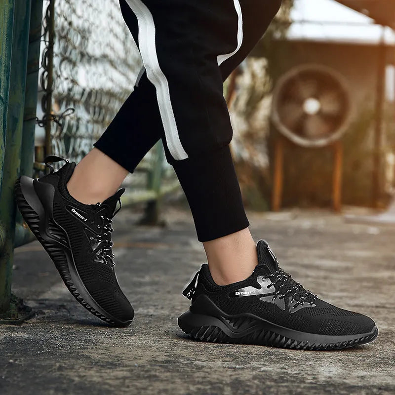 Low-cut breathable running shoes with a mesh upper, MD sole, and a front strap closure.