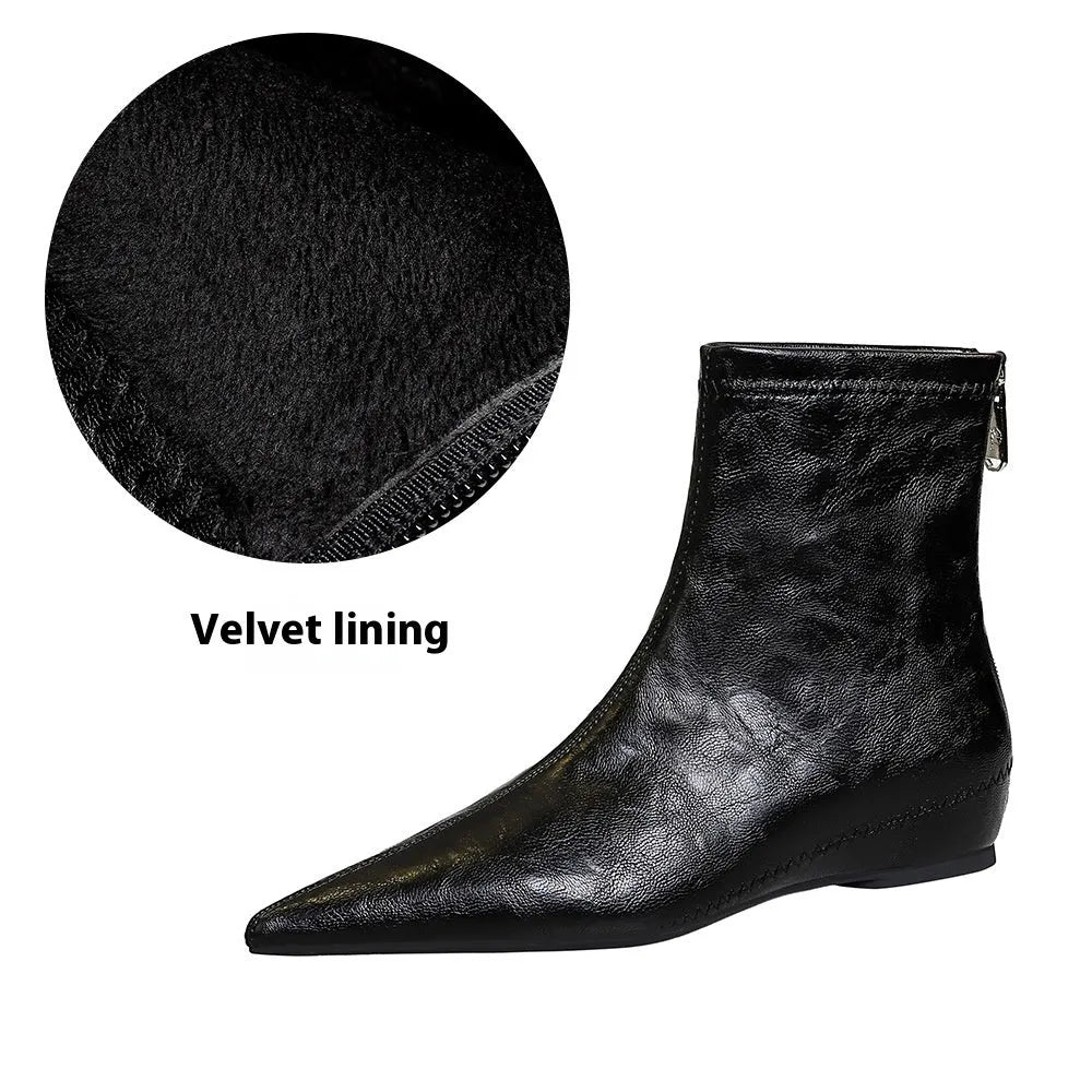 Retro women's wedge boots with hidden heel 3-5cm in black with velvet lining, rubber sole, low tube shaft