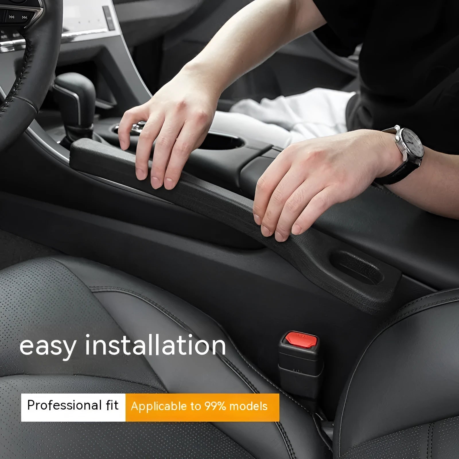 Car seat gap sealing strip in polyresin with handle for leak-proof interior protection