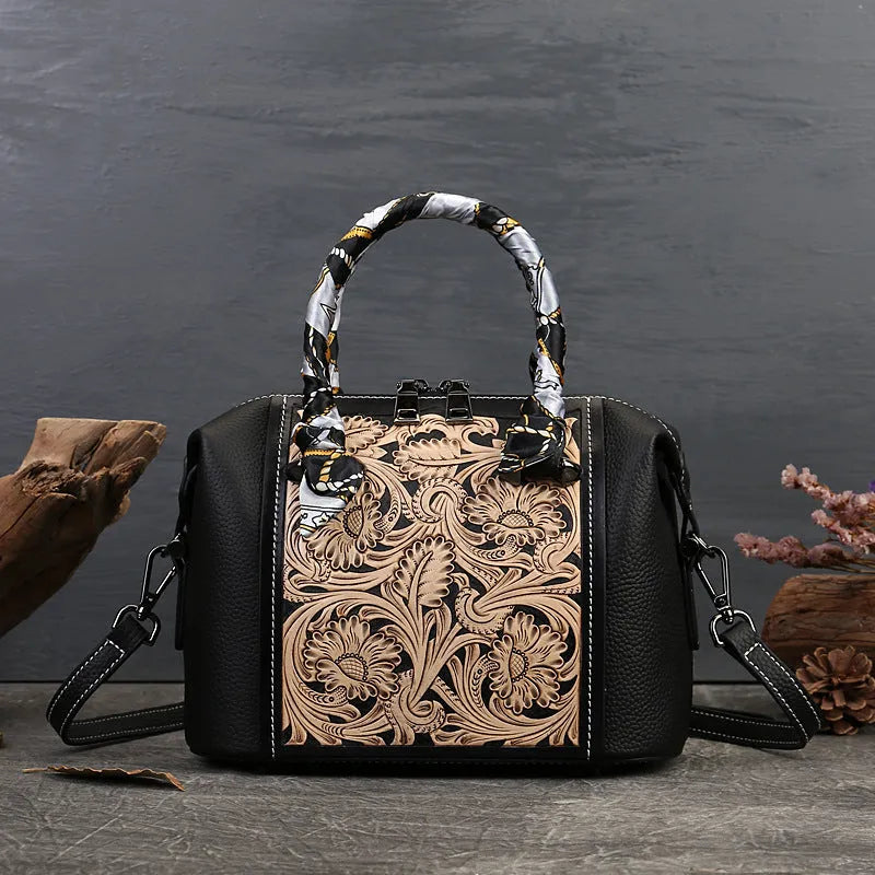 Vintage-style square leather messenger bag in black with zipper pockets and polyester cotton lining.