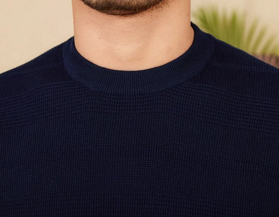 Men's casual retro summer t-shirt in pure cotton fabric available in off-white and royal blue colours