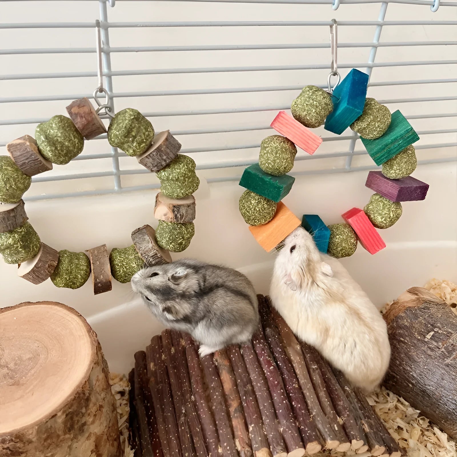 Hamster toy straw ball ring chew with Applewood and sequin decorative options