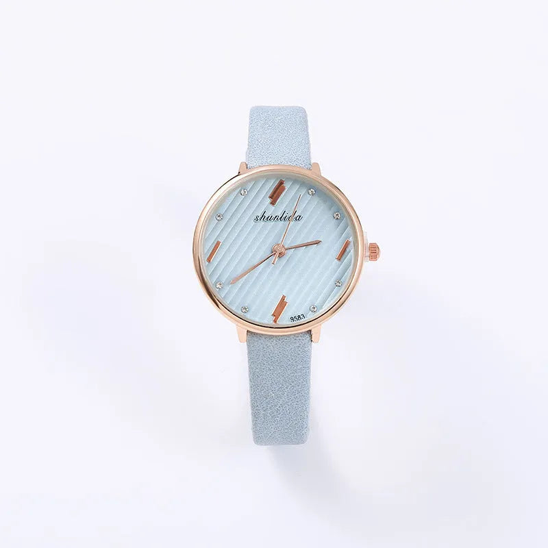 Student watch with round dial, 32mm diameter, pin buckle, available in five colours