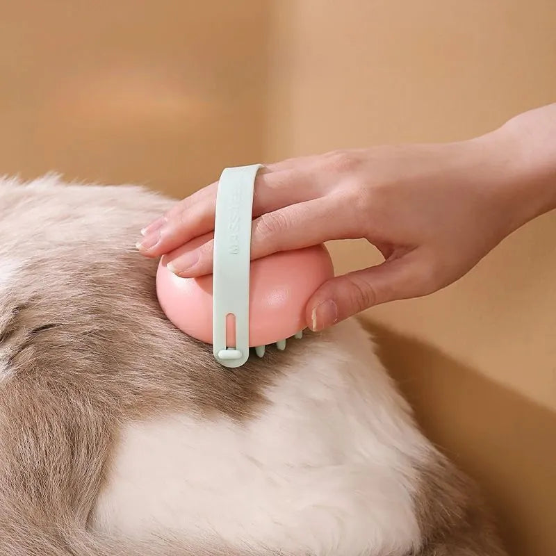 Silicone pet grooming brush with 15cm flexible head for wet and dry use on cats and dogs