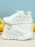 Breathable lightweight white women's casual sports shoes low top mid heel MD sole round toe lace-up
