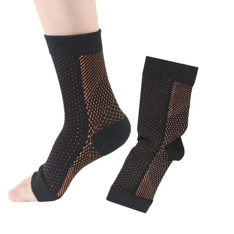 Korean-style heel invisible compression sports socks in four colours with short tube design