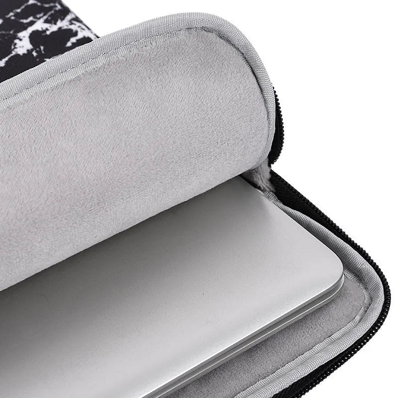 Polyester fibre laptop case liner bag in white or black, flat design with no lifting parts, for 11 to 17 inch laptops