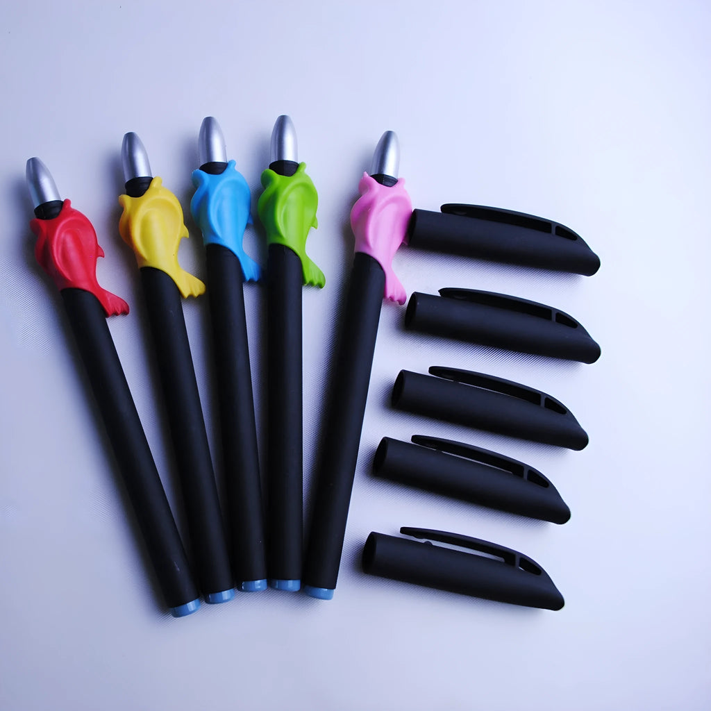 Automatic fading pen set with blue refills, 0.5mm tip, and plastic body.