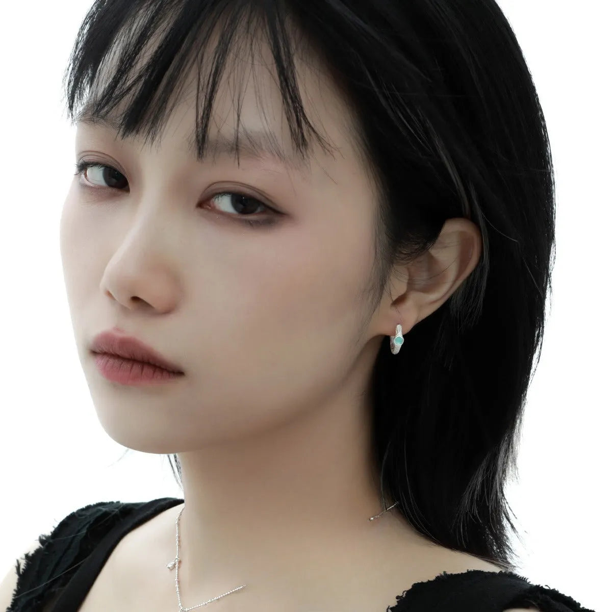 925 silver geometric ear clip with burnt silver electroplated finish for women