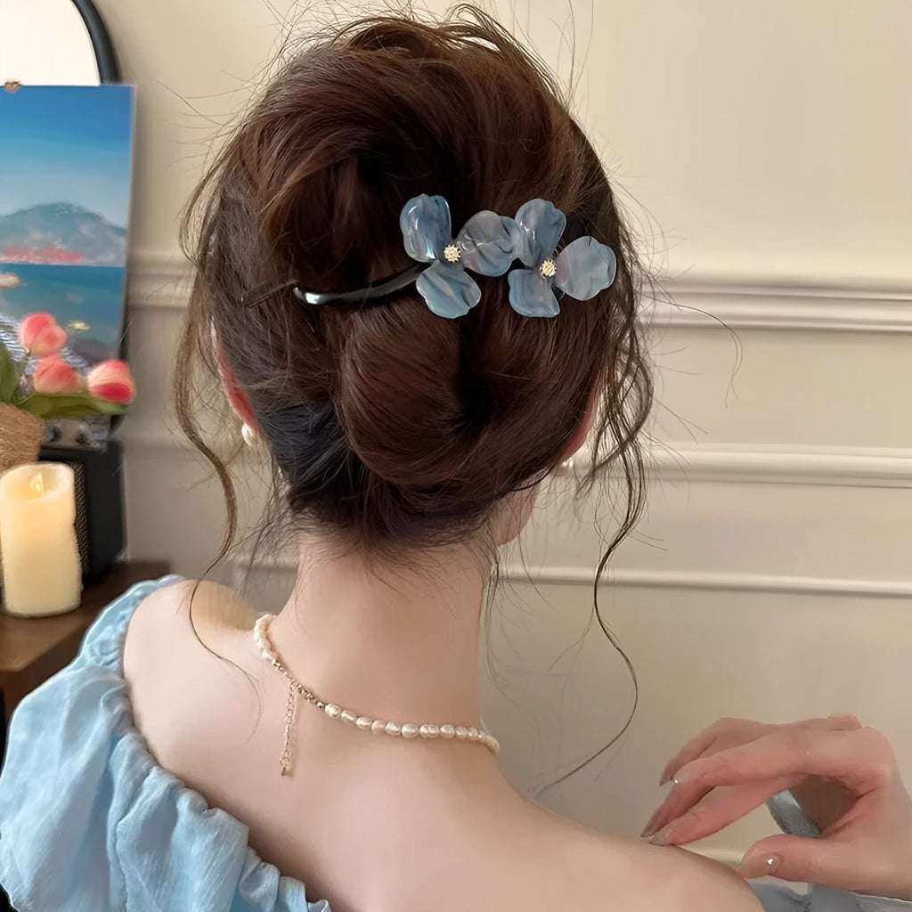 Retro acrylic flower petal bobby pin hair clip in beige, blue, light blue, or pink colour.