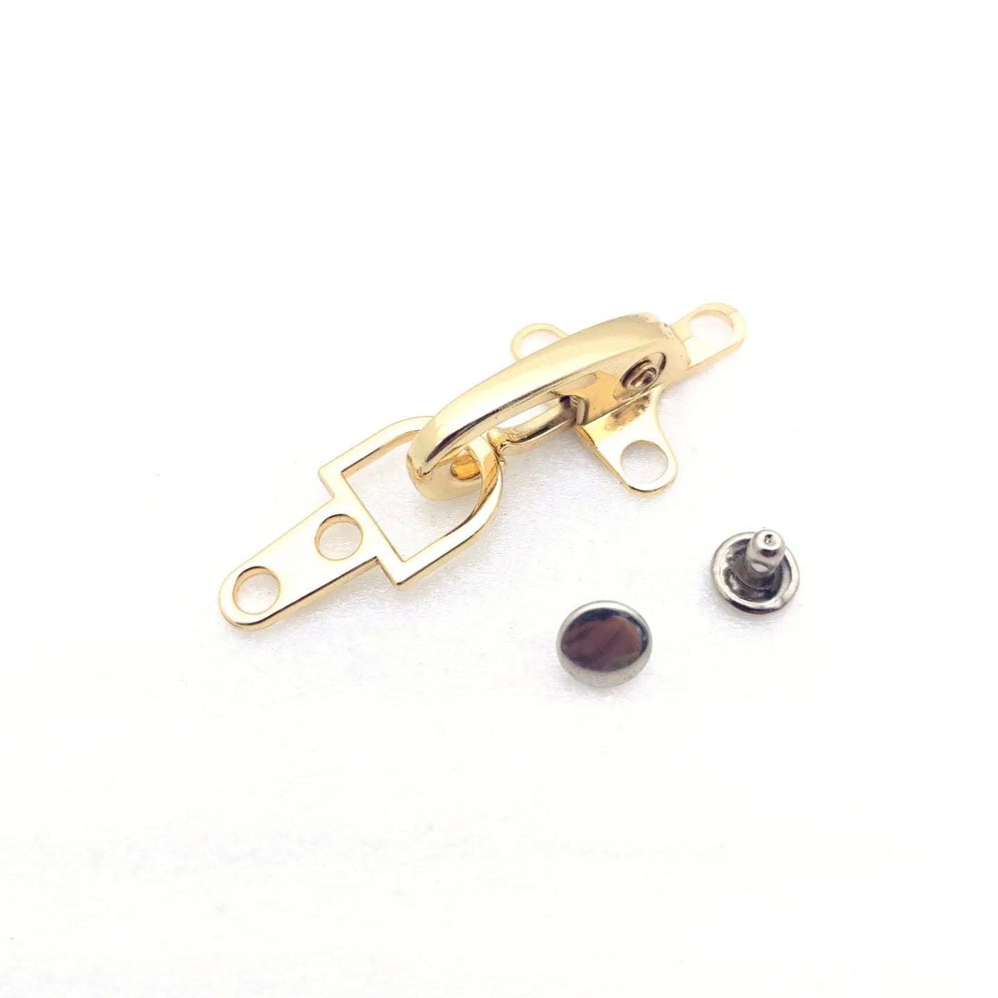Zinc alloy aircraft buckle decoration in bronze, gold, gun, or silver finish, measuring 5.85 cm.