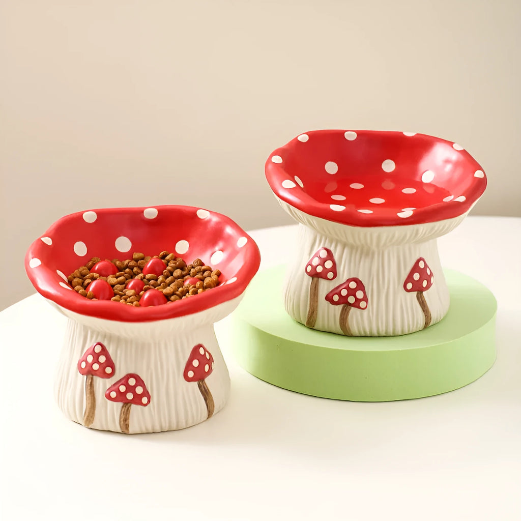 Creative mushroom-shaped tall pet bowl for cats and dogs as slow food or water bowl