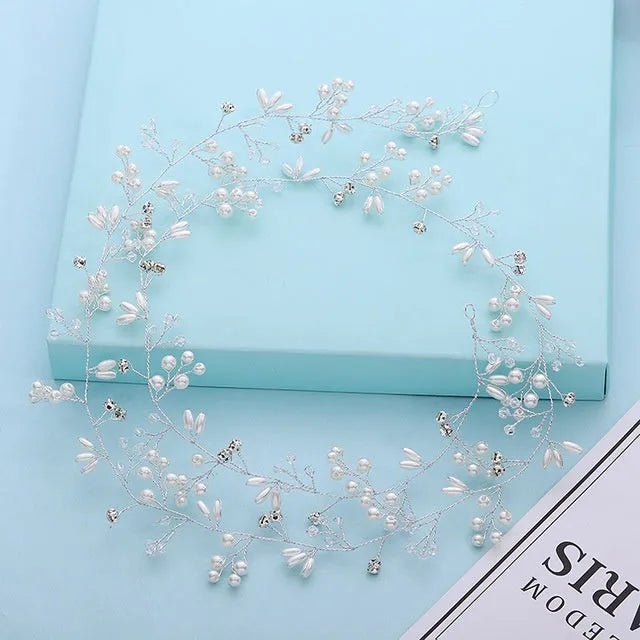 Pearl-decorated wire hair band for weddings in silver, gold, or rose gold on a white background.