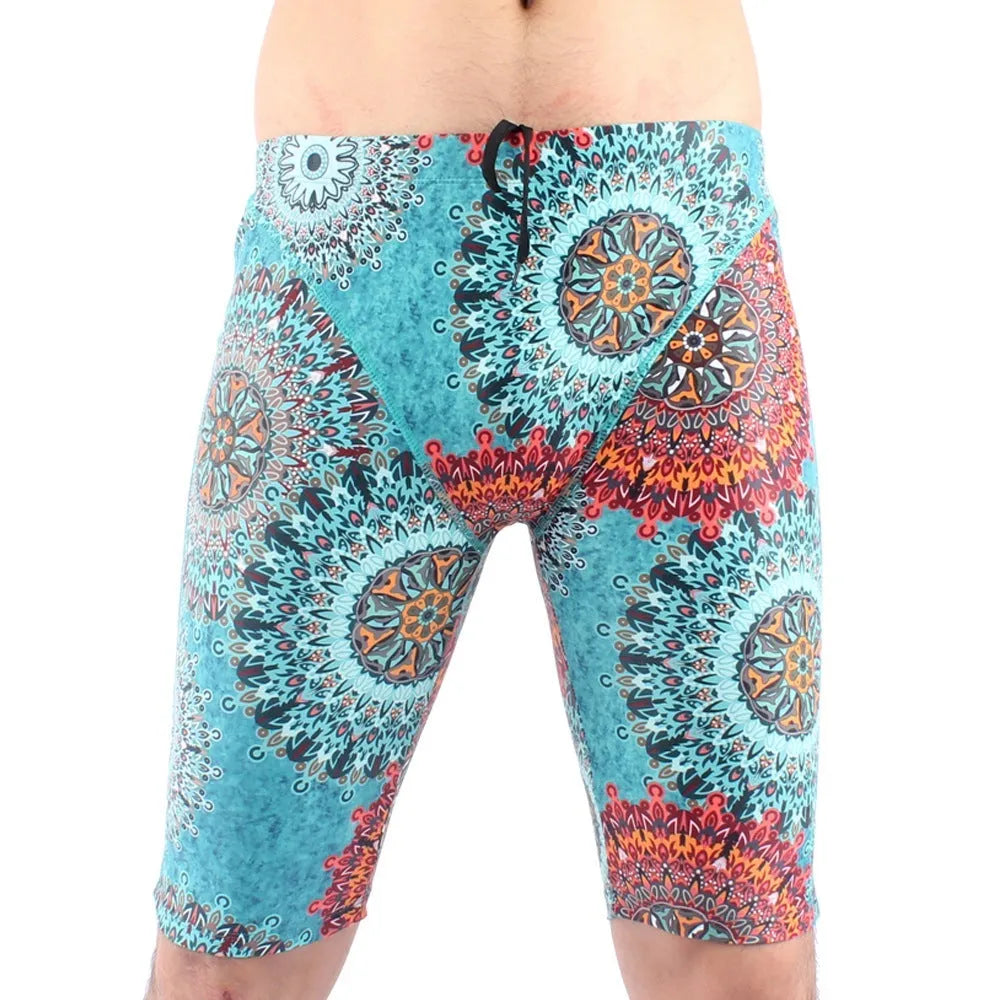 Men's quick-dry swimming trunks with five-point design in green colour