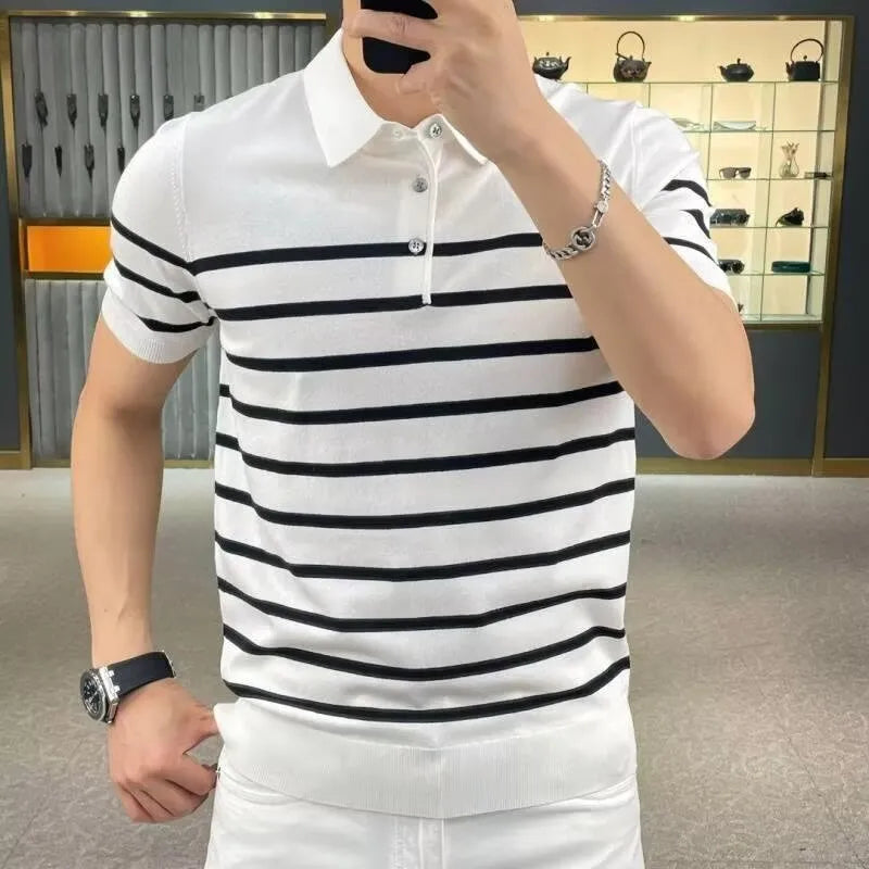 Black and white striped lapel collar on a knitted pullover T-shirt