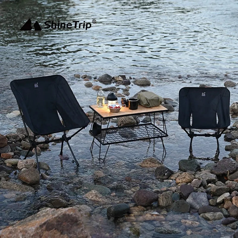 A foldable aluminium alloy Moon Chair with an Oxford cloth seat, shown in Army Green colour.