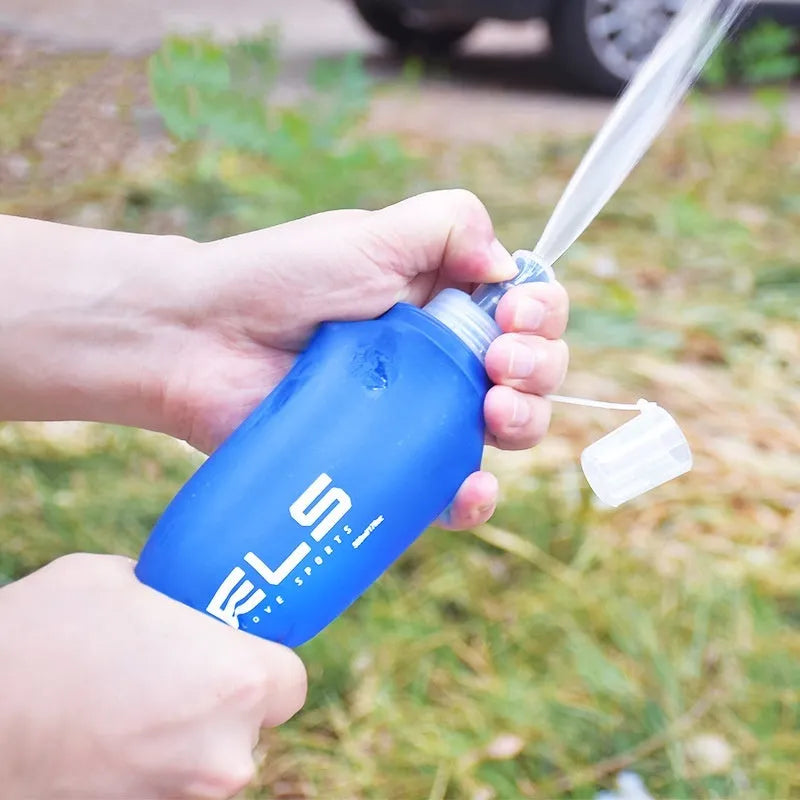 Large capacity soft folding water bottle in black with 250ml TPU silicone body for outdoor use