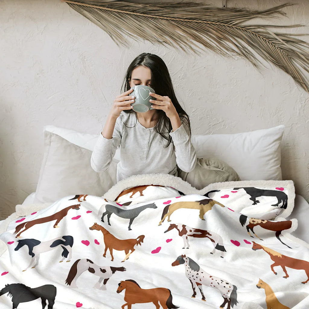 White pet themed lamb wool blanket with red heart and horse design, available in 130x150cm and 150x200cm.