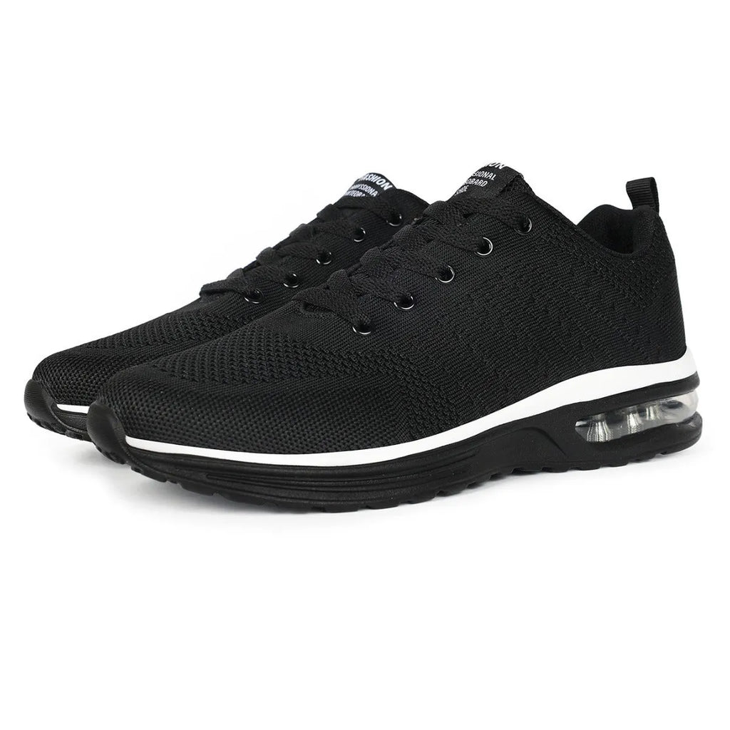 Casual Flyknit breathable running shoes in multiple colours with mesh upper and round toe