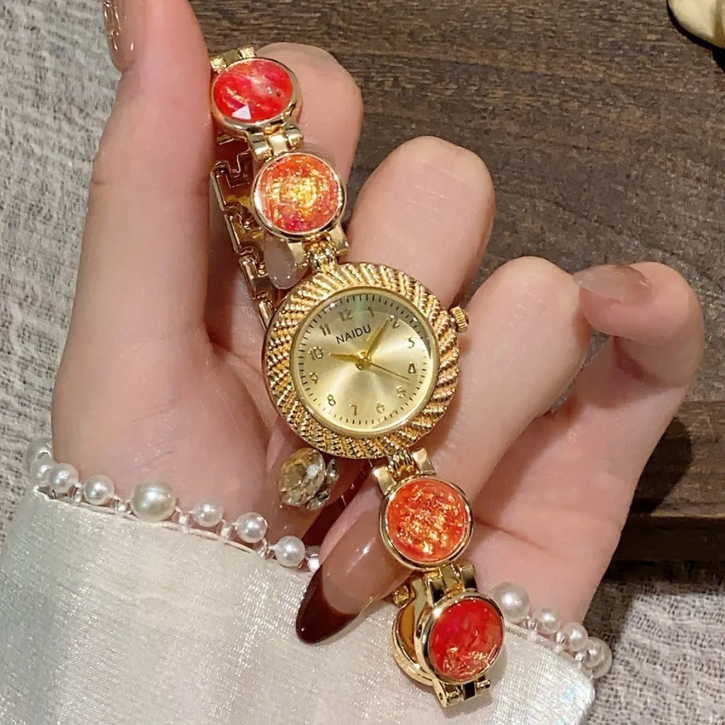 Women's 25mm round quartz watch in milky white dial with zinc alloy case