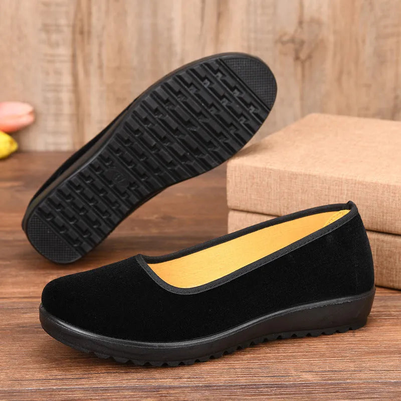 Women's Old Beijing cloth shoes black flat heel round toe cotton flannel upper